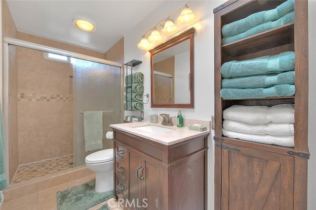 Detail Gallery Image 43 of 67 For 5026 Hersholt, Lakewood,  CA 90712 - 5 Beds | 2 Baths