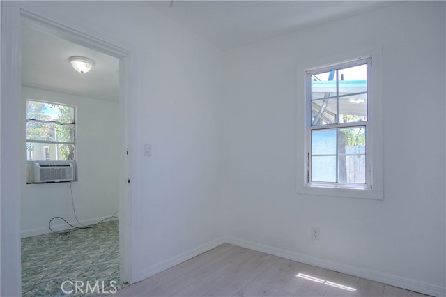 Detail Gallery Image 27 of 30 For 927 N Hazard Ave, East Los Angeles,  CA 90063 - 3 Beds | 1/1 Baths