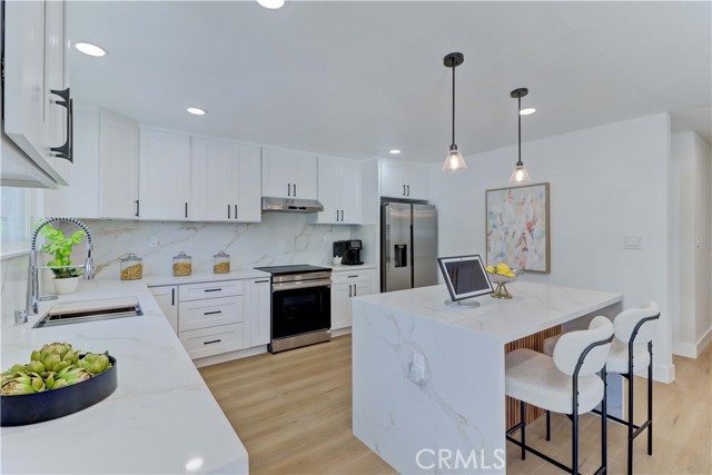11428 Snowdrop Avenue, Fountain Valley CA: https://media.crmls.org/medias/74969a04-0d7b-4148-b2d8-ca9e244bc924.jpg