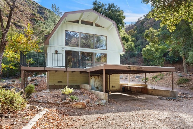 Detail Gallery Image 3 of 32 For 14908 Mill Rd, Silverado Canyon,  CA 92676 - 3 Beds | 2 Baths