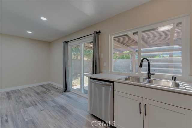 Detail Gallery Image 6 of 16 For 2626 S Palm Ave, Ontario,  CA 91762 - 3 Beds | 2 Baths