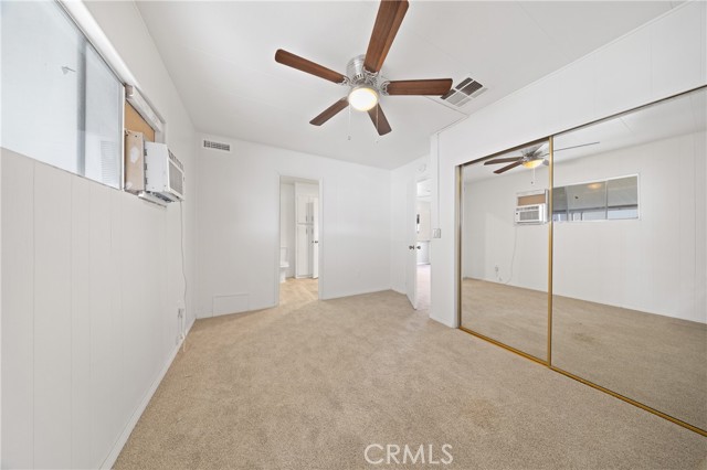 1895 W Devonshire Avenue, Hemet CA: https://media.crmls.org/medias/749731c8-910e-4eb3-a0ef-feebc7ca29ab.jpg