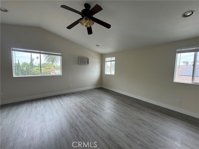 461 Camino Los Gallos, Perris CA: https://media.crmls.org/medias/7497c8f3-af94-4c3d-8b15-75dc68ff3bf7.jpg