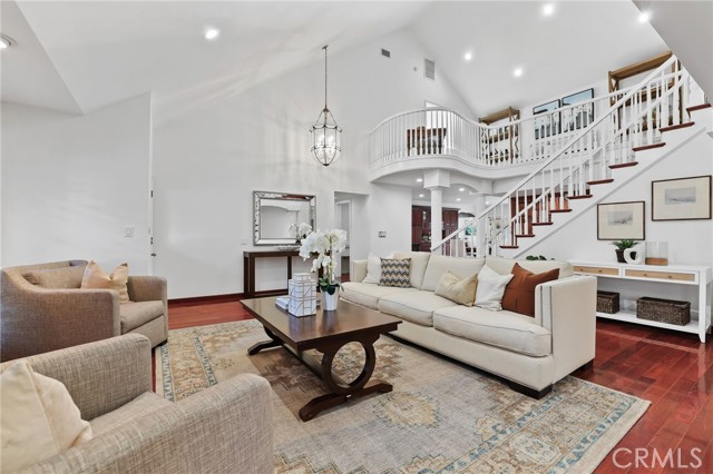 10351 Lassen Street, Los Alamitos CA: https://media.crmls.org/medias/74985d1d-b905-4a29-9ab3-50c863783eb8.jpg