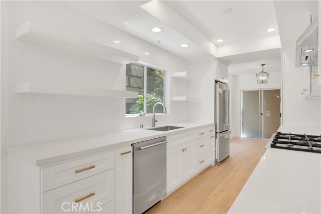 1871 Greenfield Avenue, Los Angeles CA: https://media.crmls.org/medias/7499c3e5-9358-4ecc-a2d1-2d26f33448d6.jpg