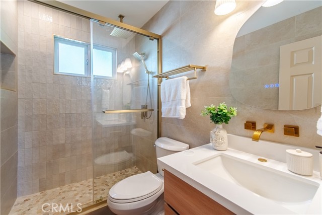 630 Shady Ln, Placentia CA: https://media.crmls.org/medias/749a5078-290a-48d8-8339-49c1208a7e29.jpg