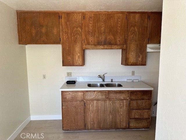112 E Cottage Street, Barstow CA: https://media.crmls.org/medias/749b3ab8-6fce-4d0e-b51f-31595c841815.jpg