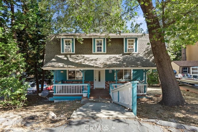 107 Pine Ridge, Crestline, CA 92325