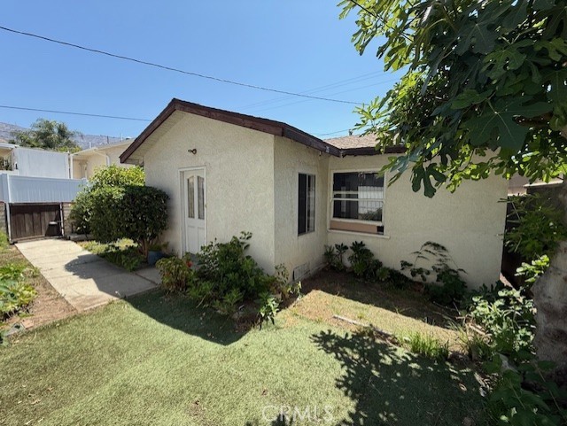 Detail Gallery Image 16 of 32 For 828 E Cypress Ave, Burbank,  CA 91501 - 3 Beds | 2 Baths