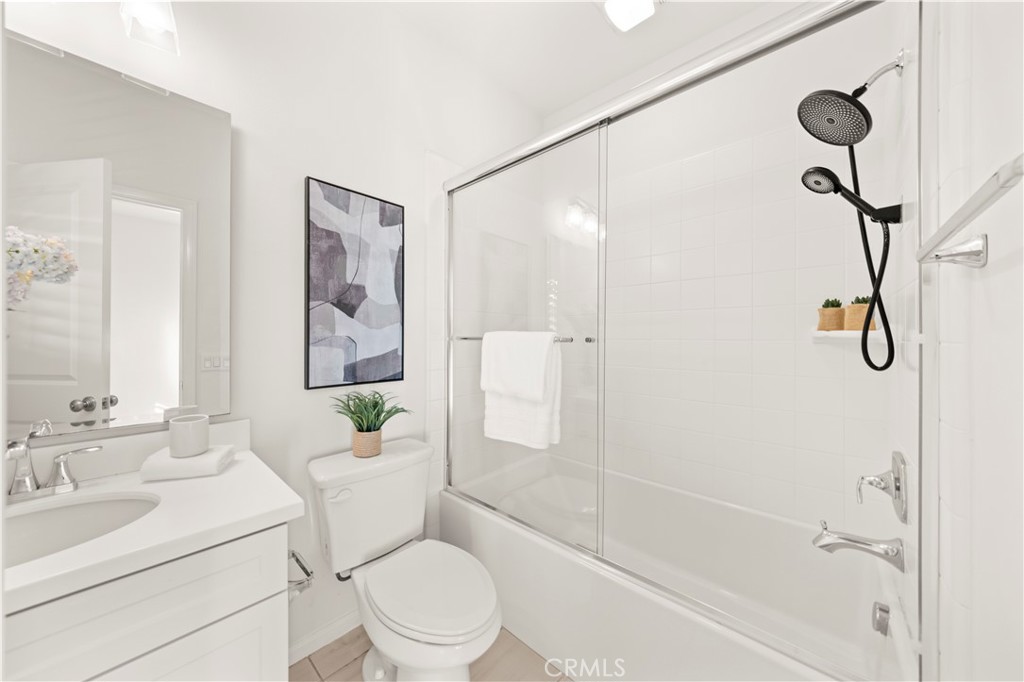 https://media.crmls.org/medias/749c2203-e579-4e64-b664-55b991023e0a.jpg?preset=X-Large