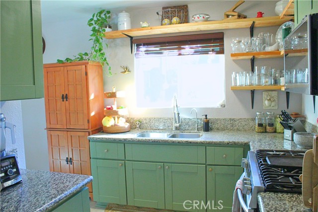 Detail Gallery Image 12 of 53 For 31837 Florida St, Redlands,  CA 92373 - 3 Beds | 2 Baths