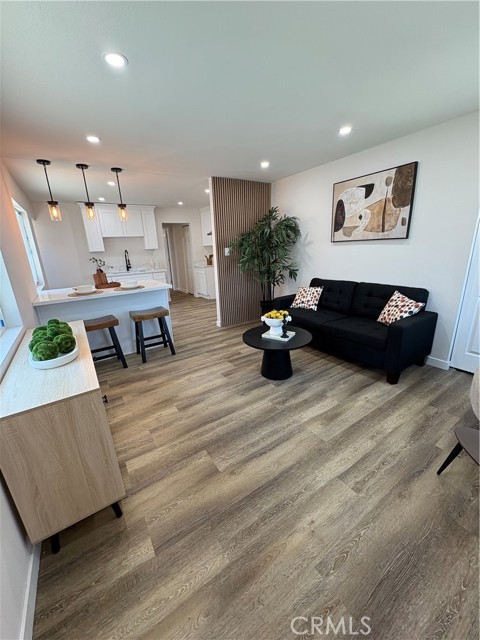 1526 W 54th Street, Los Angeles CA: https://media.crmls.org/medias/749c948e-0c3f-4899-991a-597a3d41fb85.jpg