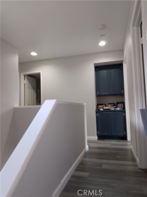 Image 5 of 17 For 7368 Greenhaven Avenue 33