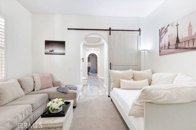 33 Craftsbury Place, Ladera Ranch CA: https://media.crmls.org/medias/749e471a-4ea4-46cc-8d43-22205380ee02.jpg