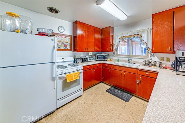 Detail Gallery Image 37 of 48 For 235 S Beach Bld #117,  Anaheim,  CA 92804 - 2 Beds | 2 Baths