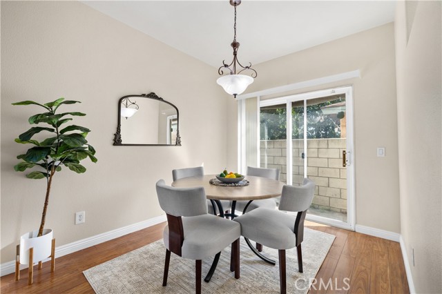 Detail Gallery Image 10 of 39 For 7050 Dinwiddie, Downey,  CA 90241 - 3 Beds | 3 Baths