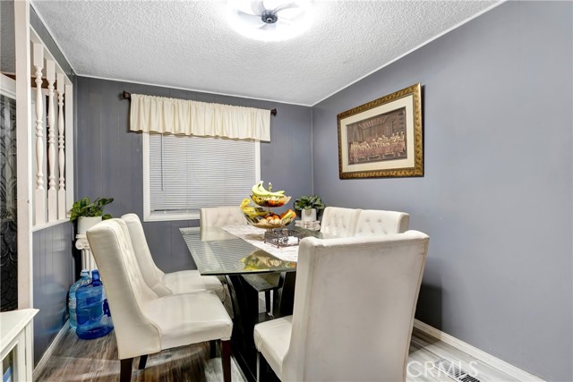 Detail Gallery Image 4 of 10 For 2717 Arrow #130,  La Verne,  CA 91750 - 3 Beds | 2 Baths