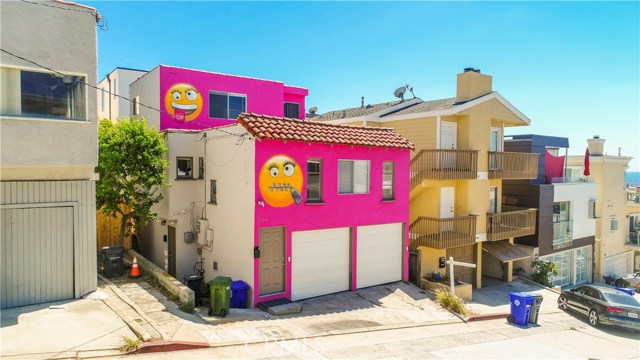 216 39th Street, Manhattan Beach, California 90266, 2 Bedrooms Bedrooms, ,2 BathroomsBathrooms,Residential,Sold,39th,SB19218837