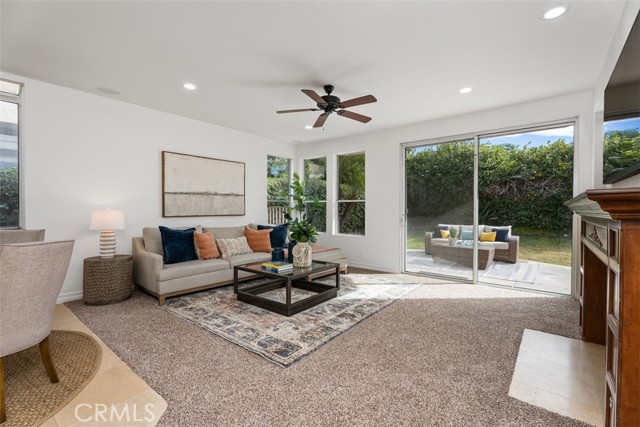 Detail Gallery Image 16 of 38 For 27500 Glenwood Dr, Mission Viejo,  CA 92692 - 4 Beds | 3/1 Baths