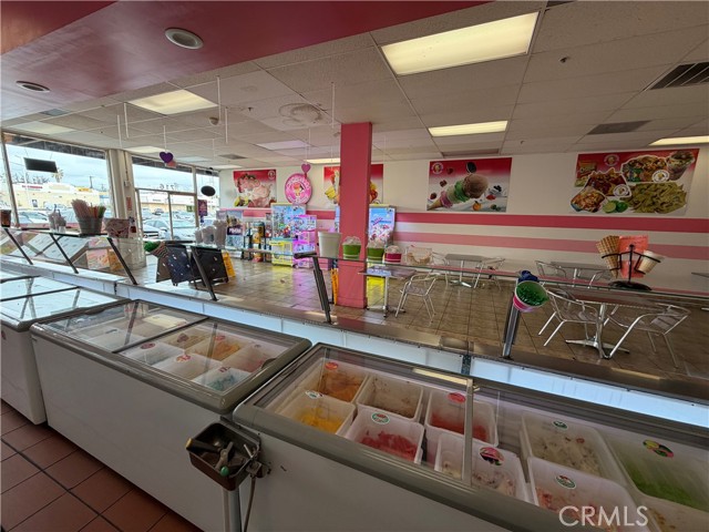 716 E Arrow Highway, Pomona CA: https://media.crmls.org/medias/74a21987-3972-486d-92b2-c6c78387585d.jpg