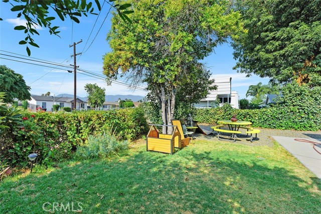 1329 Pleasant View Avenue, Corona CA: https://media.crmls.org/medias/74a23f24-23da-4ec2-a800-82e4854d8e35.jpg