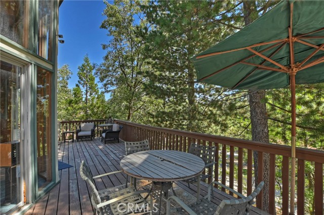 Detail Gallery Image 22 of 27 For 1068 Oak Ln, Lake Arrowhead,  CA 92326 - 3 Beds | 1/1 Baths