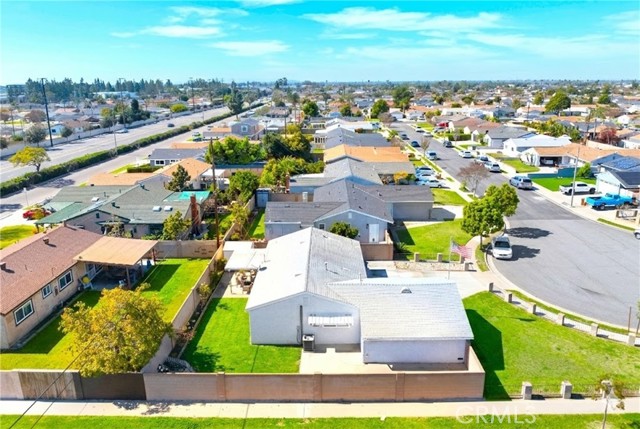 Detail Gallery Image 2 of 25 For 6490 Carolina Cir, Buena Park,  CA 90620 - 3 Beds | 1/1 Baths