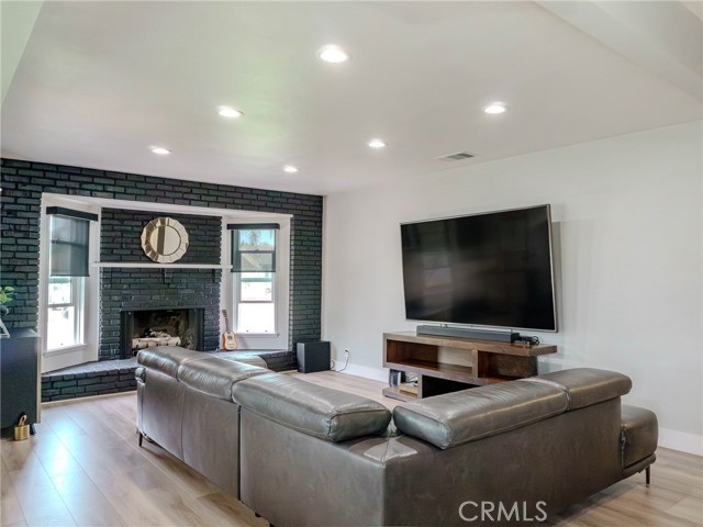 Detail Gallery Image 3 of 24 For 7152 Hidalgo, Buena Park,  CA 90621 - 3 Beds | 2 Baths