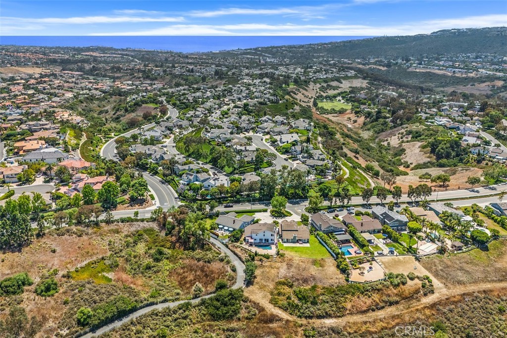 https://media.crmls.org/medias/74a3cea4-66ab-43d9-a759-50eca324a3b1.jpg?preset=X-Large