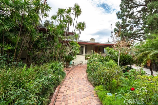 Photo of 620 Oak Crest Drive, Sierra Madre, CA 91024