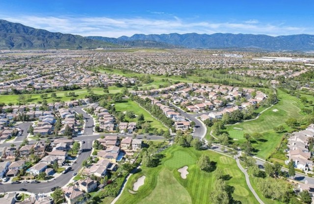 Detail Gallery Image 27 of 35 For 16278 Pablo Creek Ln, Fontana,  CA 92336 - 3 Beds | 2/1 Baths