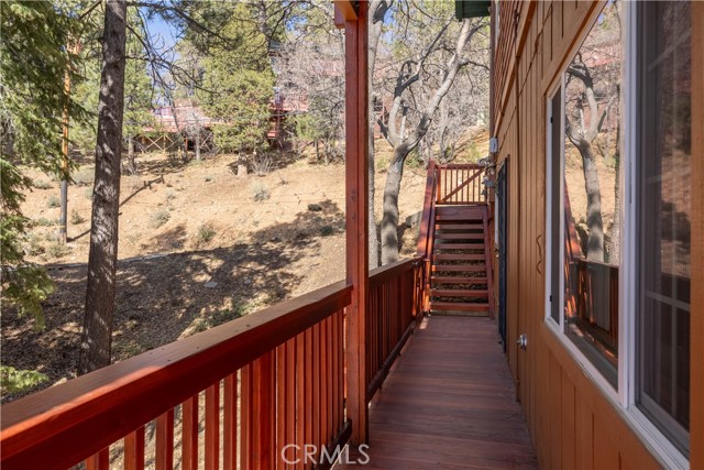 43897 Yosemite Drive, Big Bear Lake CA: https://media.crmls.org/medias/74a5b174-7c3c-4822-a759-319841652ee5.jpg