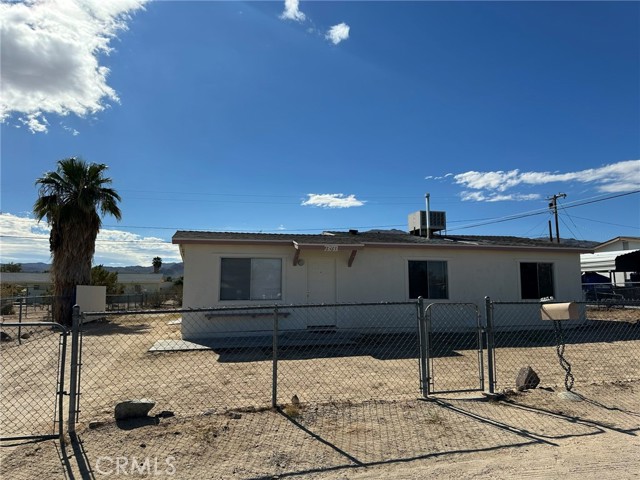 Detail Gallery Image 3 of 23 For 73933 Casita Dr, Twentynine Palms,  CA 92277 - 2 Beds | 2 Baths