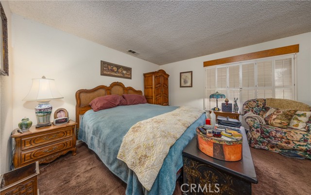 26600 Rio Vista Drive, Hemet CA: https://media.crmls.org/medias/74a7de96-e772-4ec2-b171-93aeb4b6899d.jpg