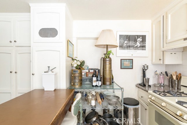 205 Lucia Avenue, Redondo Beach, California 90277, 7 Bedrooms Bedrooms, ,3 BathroomsBathrooms,Residential,Sold,Lucia,SB17052115