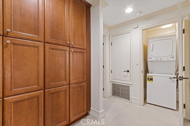 Detail Gallery Image 16 of 31 For 12026 Hoffman Steet #101,  Studio City,  CA 91604 - 3 Beds | 3 Baths