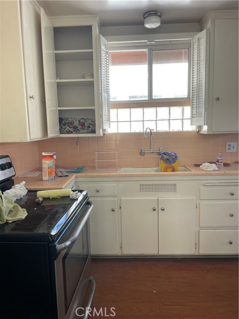 Detail Gallery Image 6 of 15 For 15 Cerritos, Long Beach,  CA 90802 - 1 Beds | 1 Baths