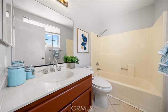 13199 Spire Circle, Chino Hills CA: https://media.crmls.org/medias/74aaaadc-d1ce-4655-b803-48a8dd66cf7d.jpg