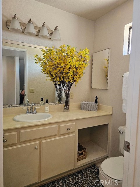 1193 E Foster Road, Santa Maria CA: https://media.crmls.org/medias/74ab03c7-38ac-45e2-b863-05ae19cb6139.jpg
