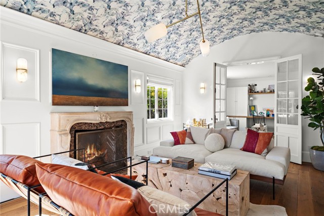 Detail Gallery Image 14 of 45 For 464 Holly, Laguna Beach,  CA 92651 - 4 Beds | 3/1 Baths