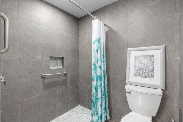 2702 Worthington Avenue, Bakersfield CA: https://media.crmls.org/medias/74ab6fb1-26e3-4594-942f-97b5e5adfb67.jpg