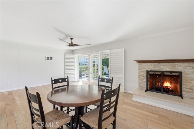 Detail Gallery Image 6 of 20 For 23017 Maple, Torrance,  CA 90505 - 2 Beds | 2 Baths