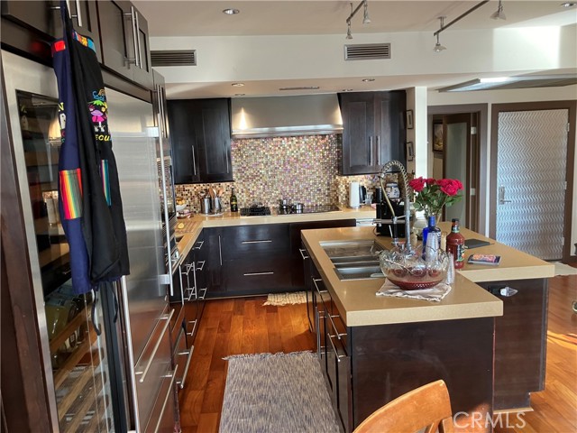 5327 Marina Pacifica N Drive, Long Beach CA: https://media.crmls.org/medias/74ae0536-bcd2-4dc5-b5f7-d13b952ed68b.jpg