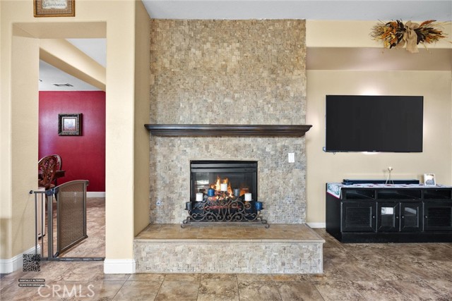 Detail Gallery Image 9 of 52 For 6119 Pilar, Bakersfield,  CA 93306 - 4 Beds | 3 Baths