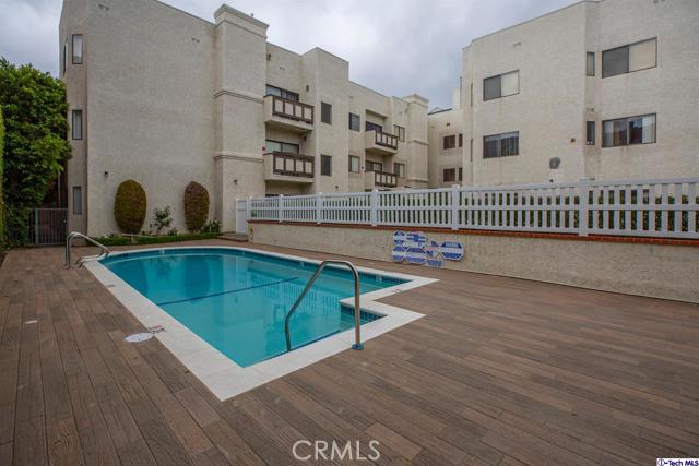 2 Bed Home for Sale in Encino, California
