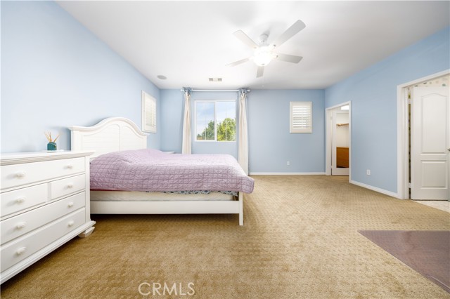 14939 Meadow Way, Eastvale CA: https://media.crmls.org/medias/74aeca67-9cab-4865-b503-d835312150a1.jpg