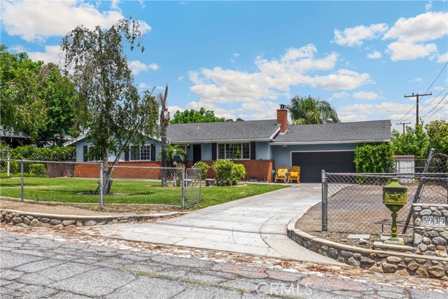 5939 Etiwanda Ave, Rancho Cucamonga CA: https://media.crmls.org/medias/74afc5c8-555c-482b-91a1-673628b4446e.jpg