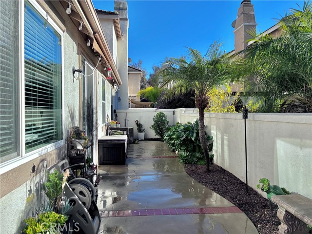 56 Seacountry Lane, Rancho Santa Margarita CA: https://media.crmls.org/medias/74aff56f-4038-49c5-a9a4-4d0f8f27aa06.jpg