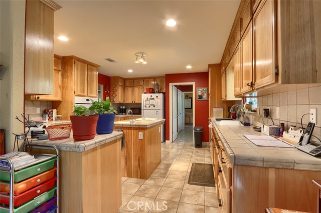 Detail Gallery Image 14 of 51 For 4733 Hirsch, Mariposa,  CA 95338 - 3 Beds | 2 Baths