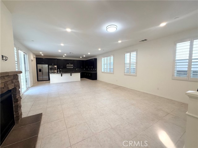 28309 Camino Del Arte Drive, Valencia CA: https://media.crmls.org/medias/74b09215-715e-4b29-8c16-8e23ea0f5d2a.jpg